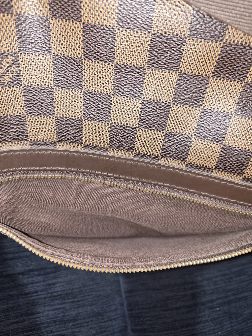 Louis Vuitton Bastille Messenger Bag Damier Ebene Crossbody Laptop